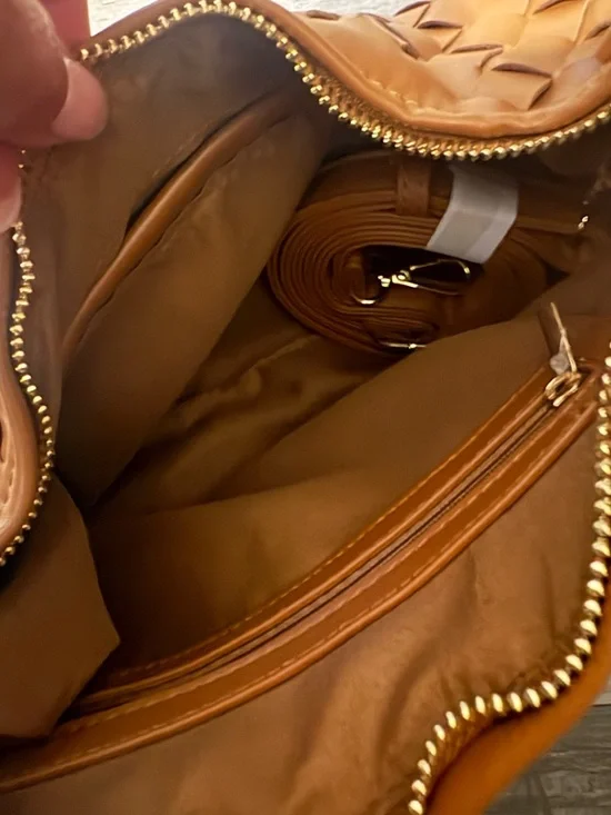 NWT! Bottega Veneta “Jodie” Bag LOOK-A-LIKE, TAN - Picture 5 of 6